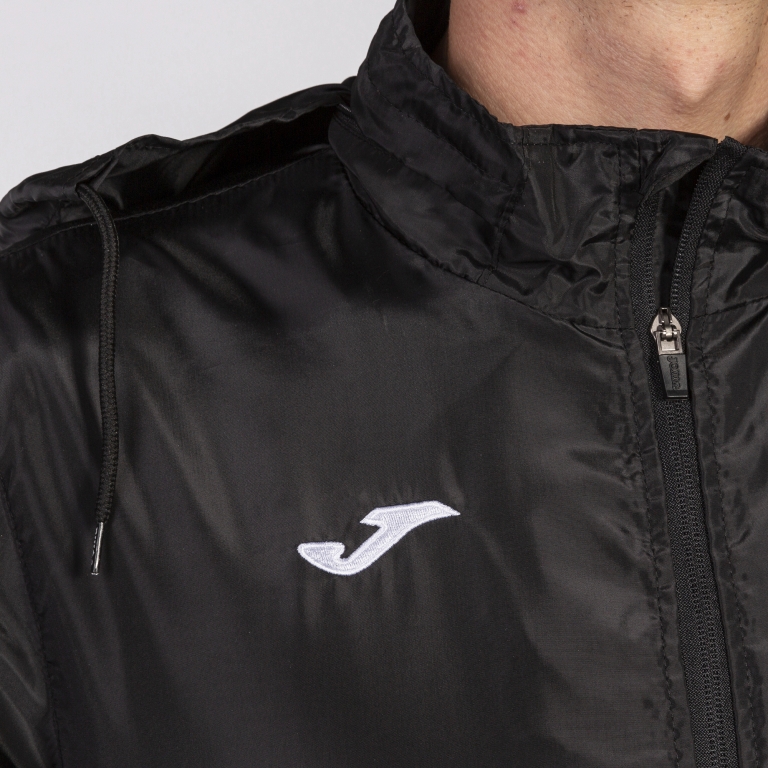 фото Куртка ветрозащитная JOMA IRIS 100087.100 черный Football-54 