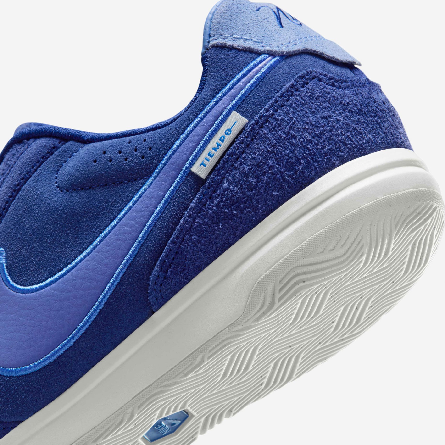 фото Игровая обувь для зала Nike Tiempo Streetgato PRM IC HV3493-444 Football-54 