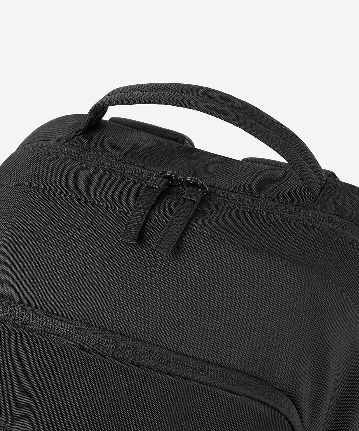фото Рюкзак JOGEL CAMP Double Bottom 2.0 с двойным дном, черный Football-54 