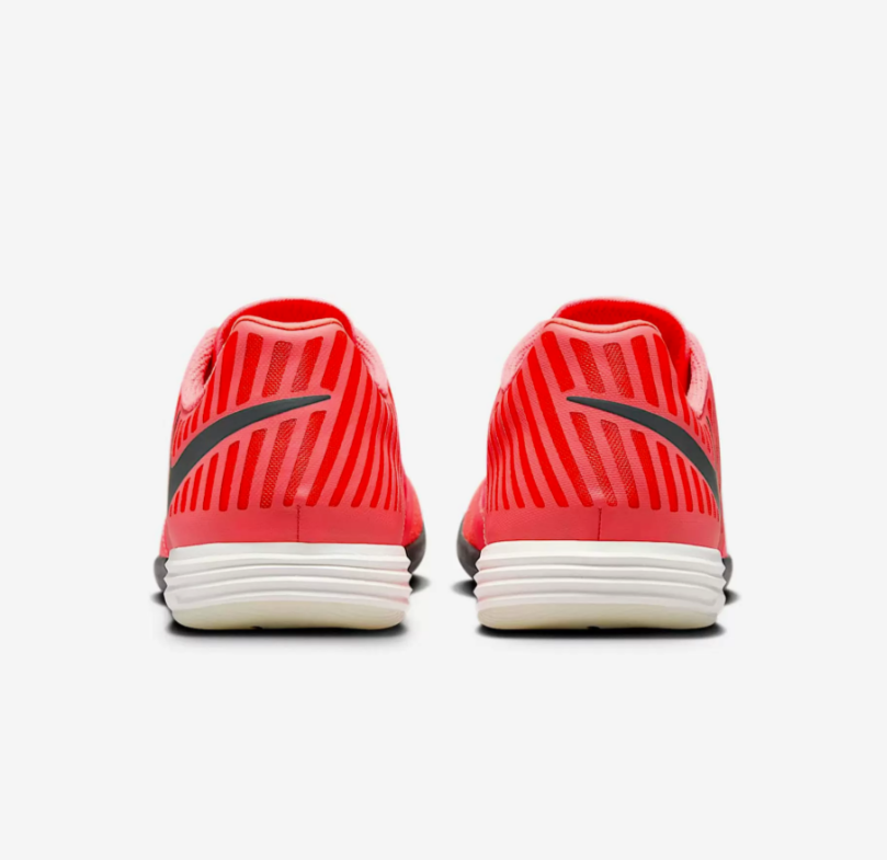 фото Игровая обувь для зала Nike Lunargato II 580456-802 Football-54 
