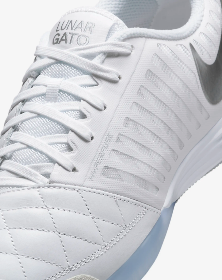 фото Игровая обувь для зала Nike Lunargato II 580456-105 Football-54 
